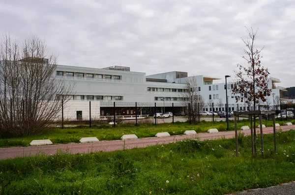 フランス トゥールーズ 2020年3月 オンコポール競争力クラスターのキャンパスにあるトゥールーズ大学病院センター Iuct の研究施設 — ストック写真
