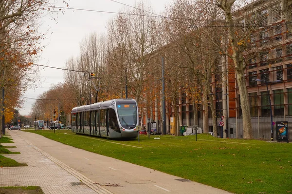 Toulouse Frankreich April 2019 Eine Moderne Straßenbahn Aus Französischer Produktion — Stockfoto