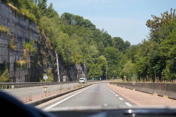 Rodez Franciaország Augusztus 2023 National Road Rn88 Határolt Sziklafal Egyik — Stock Fotó