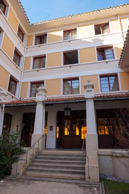 Paris, Fransa - 6 Eylül 2023 - Uluslararası Cit Üniversitesi 'ndeki Güneydoğu Asya Öğrencileri Evi (CIUP): öncelikle Hindiçinli öğrencilere adanmış olan konut şu anda ParisTech tarafından kullanılıyor