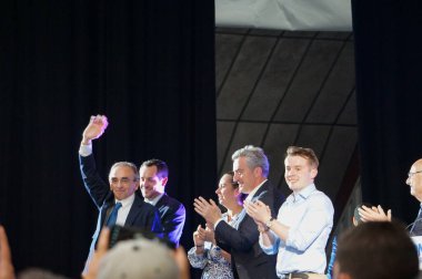 Palavas-les-Flots, Fransa - 6 Nisan 2024 - Politikacılar Eric Zemmour, Nicolas Bay, Stphane Ravier, Stanislas Rigault, Sarah Knafo, Jacques Bompard, Avrupa seçimlerinde sahnede