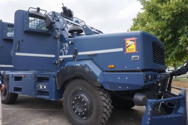 Paris Nord Villepinte, Fransa - 20 Haziran 2024 - VPIG Centaure, yeni zırhlı Jandarma (Fransız askeri polisi) üreticisi Soframe (Lohr)