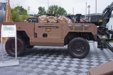 Paris Nord Villepinte, Fransa - 19 Haziran 2024 - Fransız üreticisi Soframe (Lohr Group) tarafından Eurosatory Arms Show 'da gösterilen İnsansız Yer Aracı (UGV)