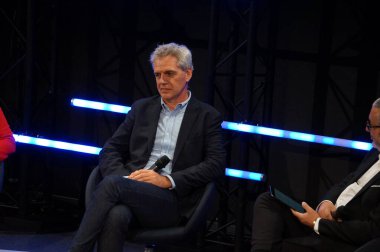 Toulouse, Fransa - 7 Kasım 2024 - Stphane Viala, PhD, CTO Ascendance Flight Technologies, Fransız Ulusal Sivil Havacılık Okulu 'nda (ENAC)