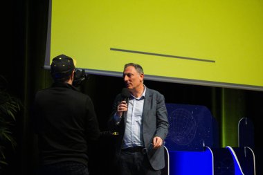Toulouse, Fransa - 27 Mart 2025 - Toulouse ComUE Başkanı Prof. Michal Toplis ve Toulouse Üniversitesi Araştırma Başkan Yardımcısı Prof. Matthieu Arlat, BPI France 'ın Deeptech Tour' unda