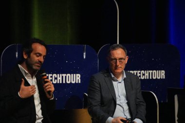 Toulouse, Fransa - 27 Mart 2025 - Fransız kamu yatırım bankası BPI France 'ın Deeptech başkanı David Boujo, Toulouse Üniversitesi ComUE başkanı Prof. Mike Toplis ile Deeptech Tour' da konuştu