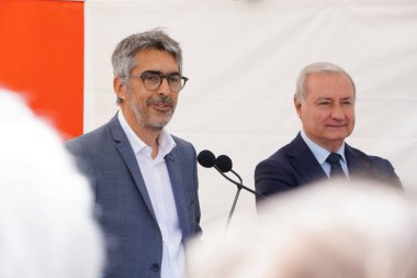 Toulouse, Fransa - 16 Mayıs 2025 - Mercator Ocean International 'ın CEO' su Pierre Bahurel, Belediye Başkanı Jean-Luc Moudenc, Michel Lefebvre Roundabout 'un açılışında konuşma yaptı.