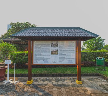 Jakarta, Endonezya - 8 Mayıs 2024. Ereveld Memorial Mezarlığı, Endonezya 'nın başkenti Menteng Pulo Jakarta' da bulunan bir Hollanda savaş mezarlığıdır..