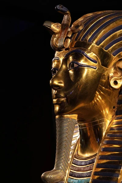 Máscara Funeraria Dorada Del Faraón Tutankamón Copia — Foto de Stock
