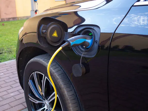 Samochd elektri czny adowanie akumulatora