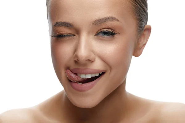 Beauty Face Girl Showing Perfect White Healthy Smile Smiling Sticked — Stock Photo, Image