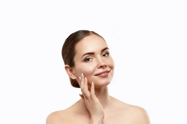 Cuidado Piel Facial Mujer Primer Plano Hermosa Mujer Atractiva Con Imagen de stock