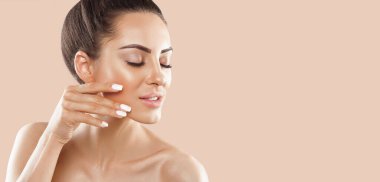 Beauty Woman Cosmetics. Portrait of female perfect clean skin. Care healthy skin. Facial treatment. Panorama baner With Copy Space, beauty and spa