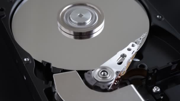 Hard Disk Drive Rotating Platter Riding Arm — Stock Video