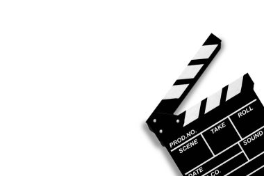 Beyaz zemin üzerinde video ve film çekmek için film alkış tahtası metin için yeterli alan