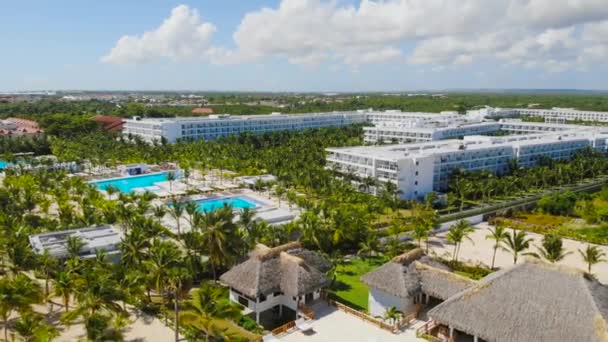 Hotels Ocean Beach Shore Blue Sea Water Horizon Tropical Exotic — Video Stock