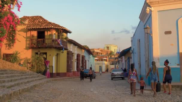 트리니다드 Jan 2022 플라자 시장에서 음모의 하우스 스페인 식민지 마을은 — 비디오