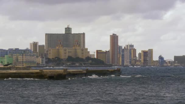 Havana Skyline Słynny Wodospad Malecon Kubie Miasto Hawany Stolica Kuby — Wideo stockowe