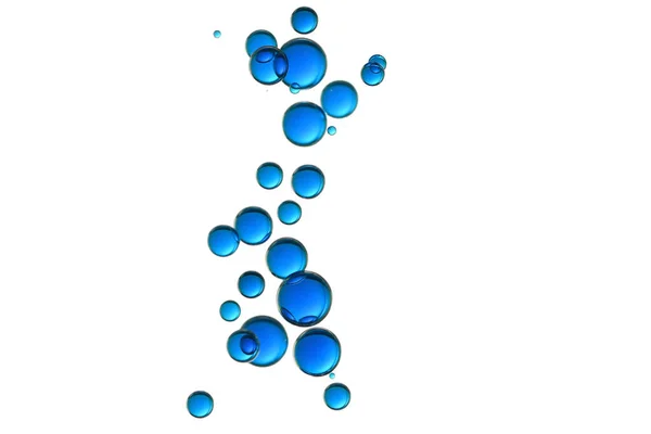 Blau Fließende Wasserblasen Über Weiß Sprudelnd Isoliert — Stockfoto