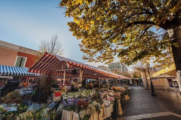 Nice França Novembro 2016 Famoso Mercado Flores Com Flores Frescas — Fotografia de Stock
