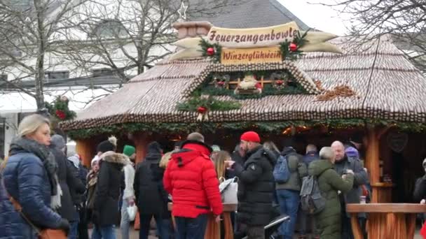 Baden Baden Dezembro 2022 Mercado Natal Com Bebidas Alimentos Perto — Vídeo de Stock