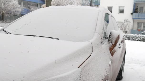 Carro Coberto Neve Coberto Gelo Inverno — Vídeo de Stock
