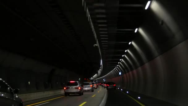 Штутгарт Німеччина Жовтня 2022 Автомобілі Їдуть Тунелем Автобану Видно Багато — стокове відео