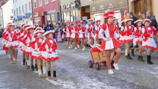 Února 2023 Kehl Německo Lidé Karnevalových Kostýmech Při Slavnostním Karnevalovém — Stock video