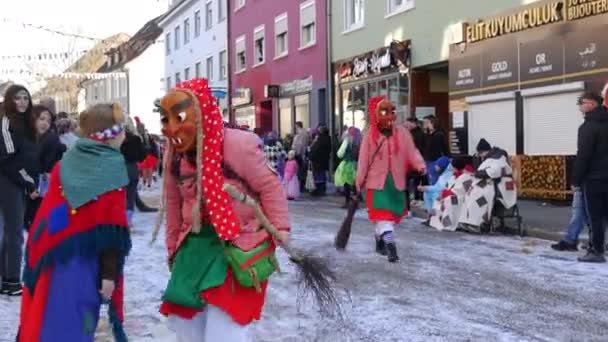 Febbraio 2023 Kehl Germania Persone Costumi Spaventosi Divertenti Processione Festiva — Video Stock