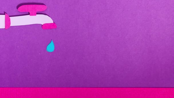 紙からの動きのアニメーションを停止します 水滴がピンクの背景に床に滴り落ちる蛇口 水が飛び散る — ストック動画