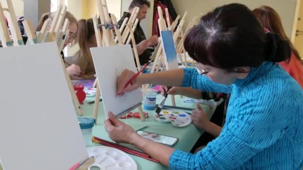 Kehl Germania Marzo 2023 Gruppo Adulti Bambini Impara Dipingere Quadri — Video Stock