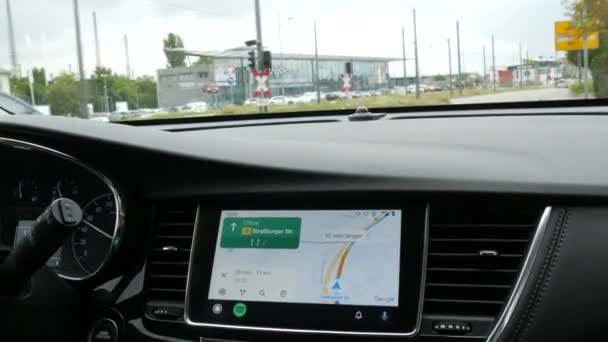 Kehl Almanya Eylül 2022 Dokunmatik Ekran Ekranlı Opel Mokka Nın — Stok video