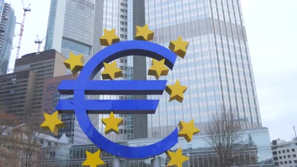 Φρανκφούρτη Γερμανία Ιανουαρίου 2024 Κεντρικό Κτίριο Της Ευρωπαϊκής Τράπεζας Σημάδι — Αρχείο Βίντεο