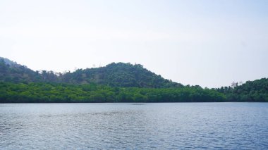 Pahawang Adası, Bandar Lampung Endonezya 'dan güzel bir manzara.