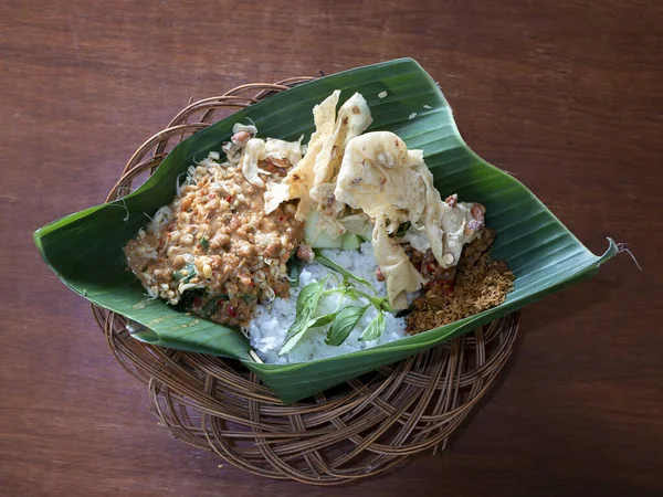 Pecel Pincuk Uma Comida Tradicional Javanesa Servida Folhas Banana Dos — Fotografia de Stock