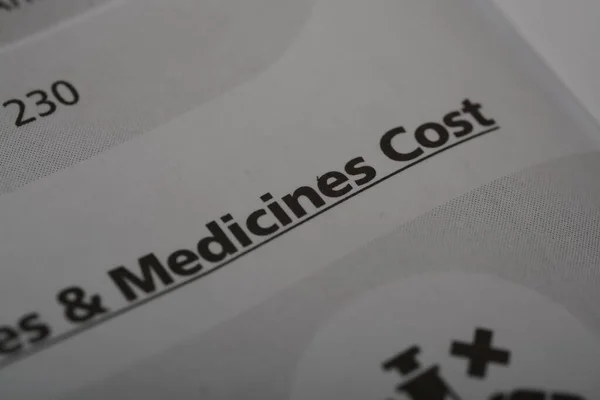 Zavřít Pohled Slovo Medicines Cost Náklady Léky Mohou Značně Lišit — Stock fotografie