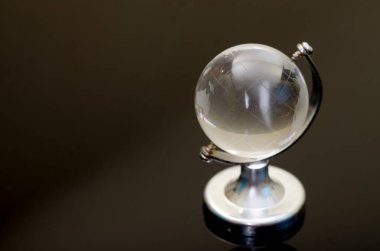 Dünya Küresi: Coğrafya, Eğitim ve Küresel Öğrenme Görselleri İçin Mükemmel