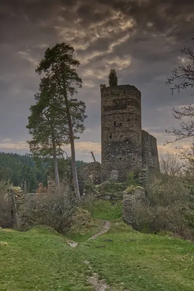 Czech Cumhuriyeti Ndeki Eski Güzel Şatonun Kalıntıları Yüksek Kalite Fotoğraf — Stok fotoğraf