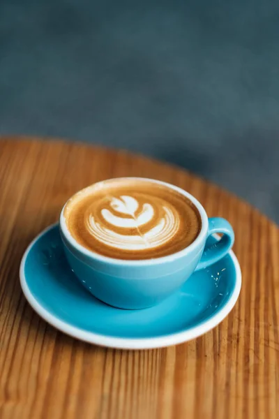 Top View Blue Cup Tasty Cappuccino Latte Art Wooden Table — Stock Photo, Image