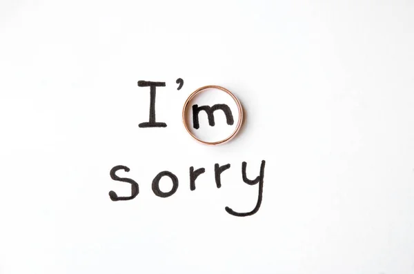 Notiz Mit Den Worten Entschuldigung Neben Einem Ehering Scheidung Oder — Stockfoto