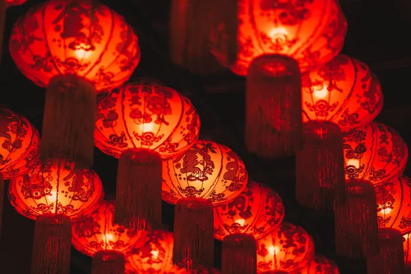 Röda Kinesiska Lyktor Lyser Natten Kinesiska Nyår Dekorationer — Stockfoto