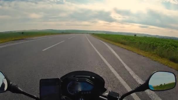 Bersepeda Motor Jalan Raya Aspal Perjalanan Moto Musim Panas Konsep — Stok Video