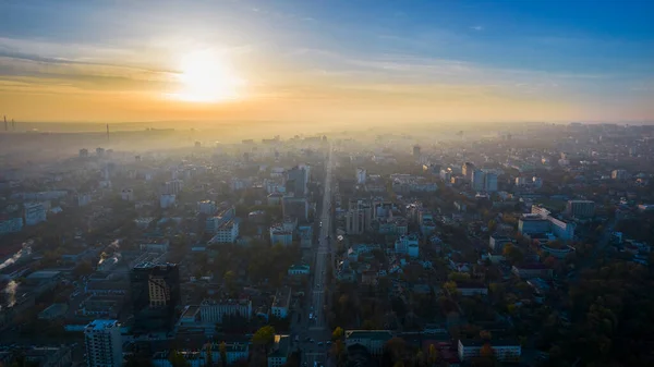 Widok Lotu Ptaka Kiszyniów Świcie Mołdawia Widok Centrum Miasta Mgłą — Zdjęcie stockowe