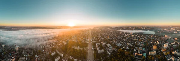 Drohnenpanorama Von Chisinau Bei Sonnenaufgang Moldawien Blick Auf Die Nebelverhüllte — Stockfoto