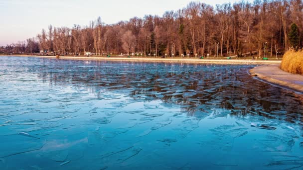 Timelapse Frozen Lake Winter Chisinau Moldova — Vídeos de Stock