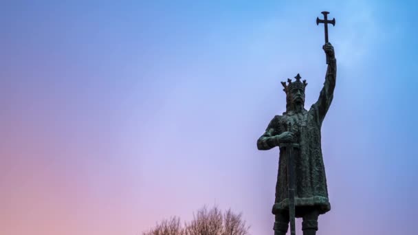 Timelapse Sunset Stefan Cel Mare Statue Chisinau Moldova — Vídeo de Stock