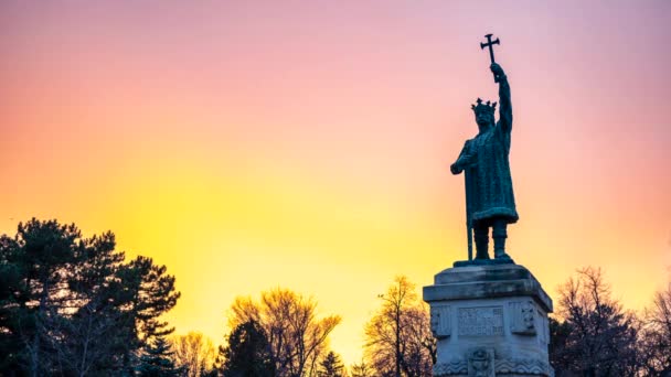 Timelapse Sunset Stefan Cel Mare Statue Chisinau Moldova — 비디오