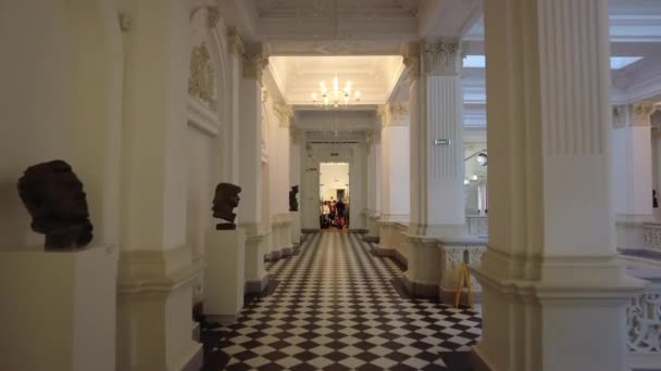 Chisinau Mołdowa Luty 2023 Wnętrze Narodowego Muzeum Sztuk Pięknych — Wideo stockowe