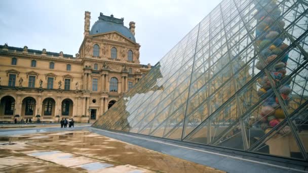 Paris France January 2022 View Louvre Napoleon Courtyard Louvre Palace — 비디오