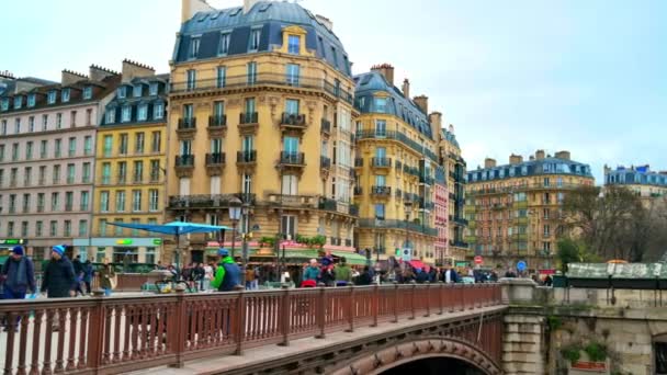 Parijs Frankrijk December 2022 Street View City Downtown Brug Wandelende — Stockvideo